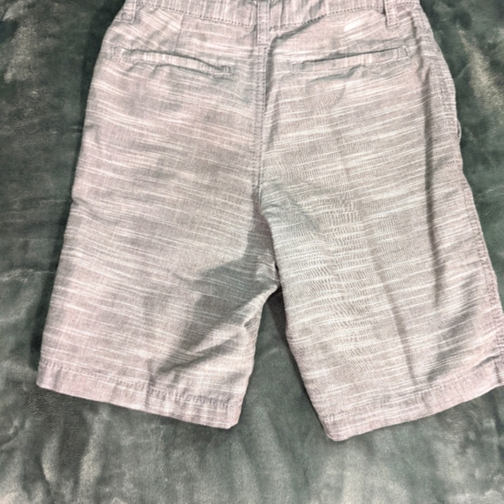 EUC Carter's shorts. Grey with tighteners on the inside waist. Size 8
